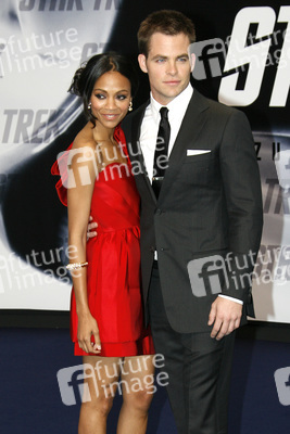 Zoe Saldana, Chris Pine