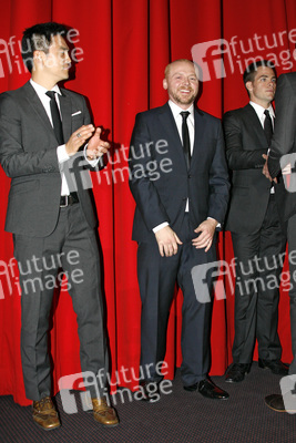 John Cho, Simon Pegg, Chris Pine