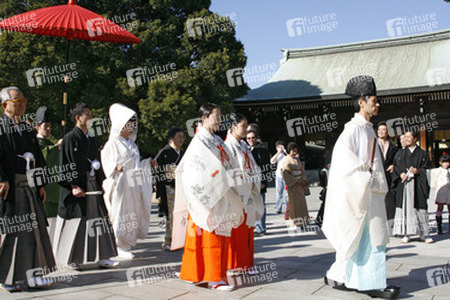 Shinto Hochzeitsgesellschaft am Meiji-Schrein