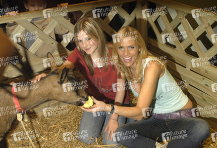 Lara Wurmer, Sonya Kraus