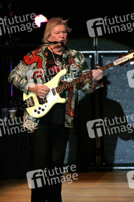 Chris Squire (Yes, The Syn)
