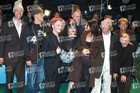 Martin Schneider, Mirco Nontschew, Ralf Schmitz, Gustav Peter Wöhler, Nina Hagen, Norbert Heisterkamp, Cosma Shiva Hagen, Otto Waalkes, Axel Neumann, Sven Unterwald