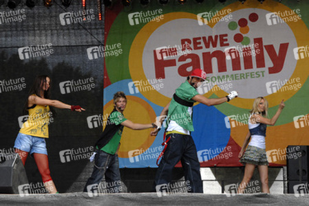 Manou, Dan, Angel, Alina