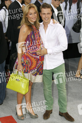 Caroline Beil, Pete Dwojak