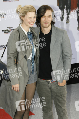 Eva Briegel, Jonas Pfetzing