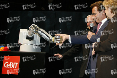 Craig Barrett, Arnold Schwarzenegger, Angela Merkel