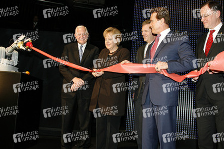 Craig Barrett, Angela Merkel, Christian Wulff, Arnold Schwarzenegger, Stephan Weil