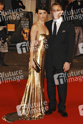 Satsuki Mitchell, Daniel Craig