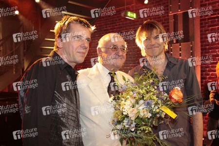 Alfred Biolek mit Andi und Campino von den Toten Hosen