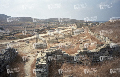Delos