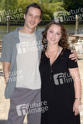 Barnaby Metschurat, Viktoria Gabrysch