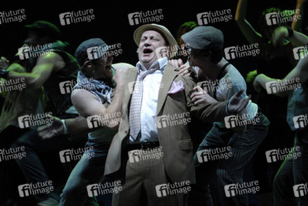 Udo Kroschwald (Anton Doolittle)