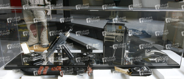 Phaser, Kommunikator, Tricorder