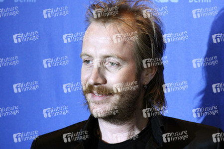 Rhys Ifans
