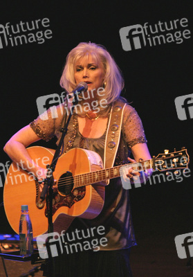 Emmylou Harris