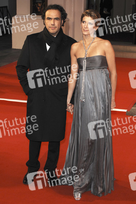 Alejandro González Inárritu mit Begleitung