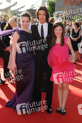 Anna Popplewell, Ben Barnes, Georgie Henley