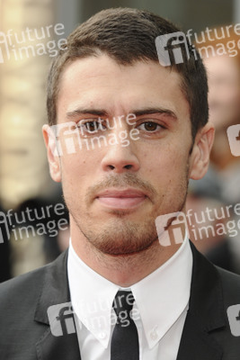 Toby Kebbell