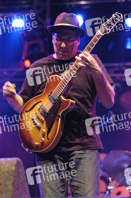 Chuck Loeb