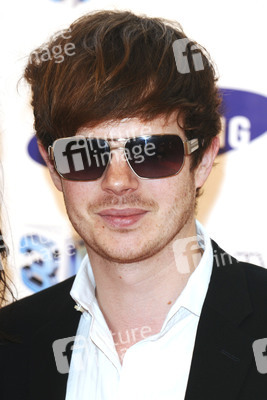 Richard Jones (The Feeling)