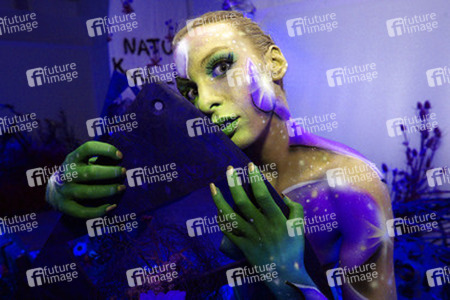 Universum in Rüstung / Armored Universe