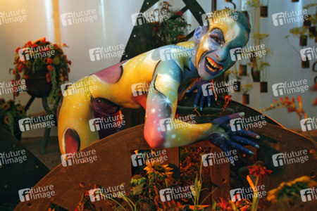 Universum in Rüstung / Armored Universe