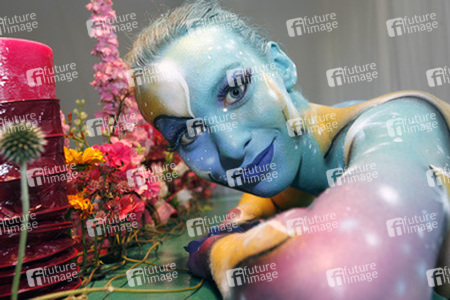 Universum in Rüstung / Armored Universe