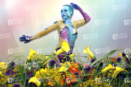 Universum in Rüstung / Armored Universe