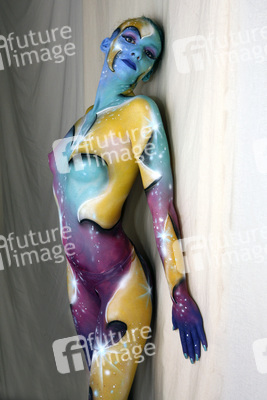 Universum in Rüstung / Armored Universe