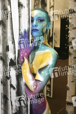 Universum in Rüstung / Armored Universe