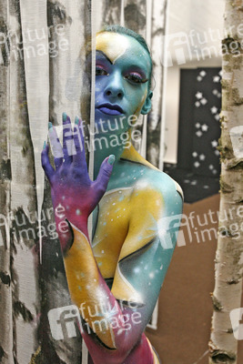 Universum in Rüstung / Armored Universe