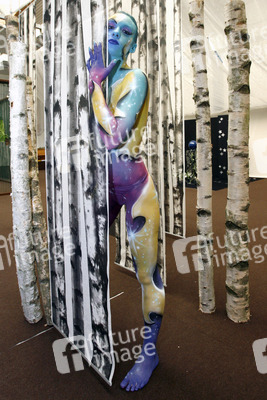 Universum in Rüstung / Armored Universe