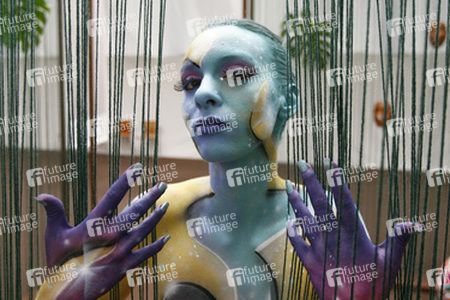 Universum in Rüstung / Armored Universe