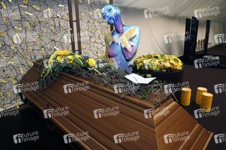 Universum in Rüstung / Armored Universe