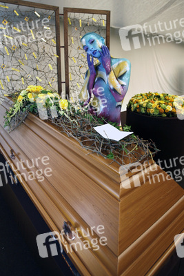 Universum in Rüstung / Armored Universe