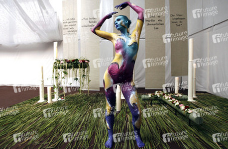 Universum in Rüstung / Armored Universe