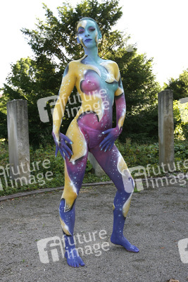 Universum in Rüstung / Armored Universe