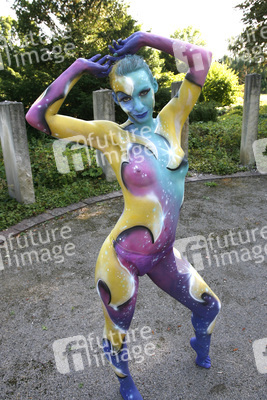 Universum in Rüstung / Armored Universe