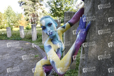 Universum in Rüstung / Armored Universe