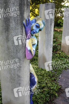 Universum in Rüstung / Armored Universe