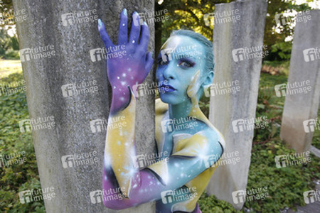 Universum in Rüstung / Armored Universe