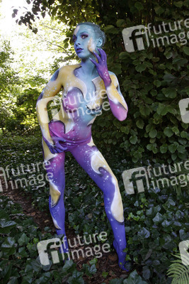 Universum in Rüstung / Armored Universe