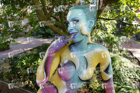 Universum in Rüstung / Armored Universe