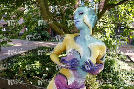 Universum in Rüstung / Armored Universe