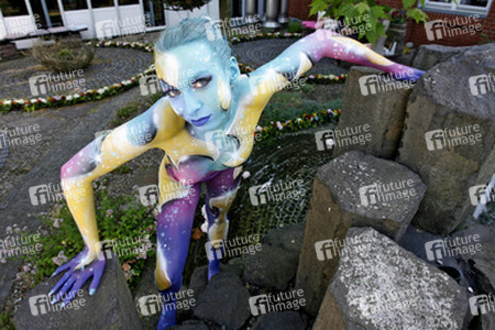 Universum in Rüstung / Armored Universe