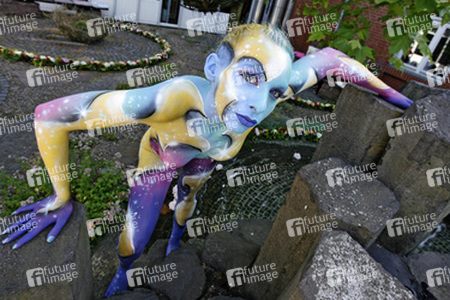 Universum in Rüstung / Armored Universe