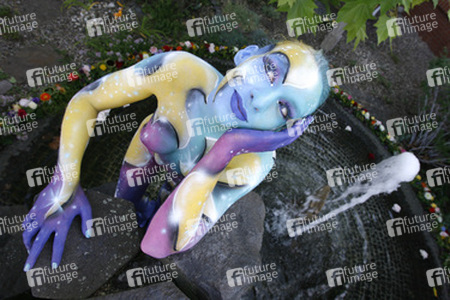 Universum in Rüstung / Armored Universe