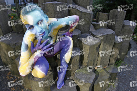 Universum in Rüstung / Armored Universe