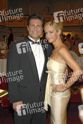 Francis Fulton-Smith, Verena Klein