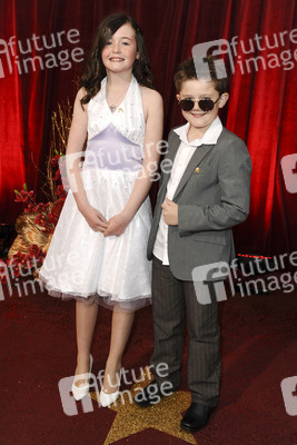 Lydia Waters, Ellis Hollins